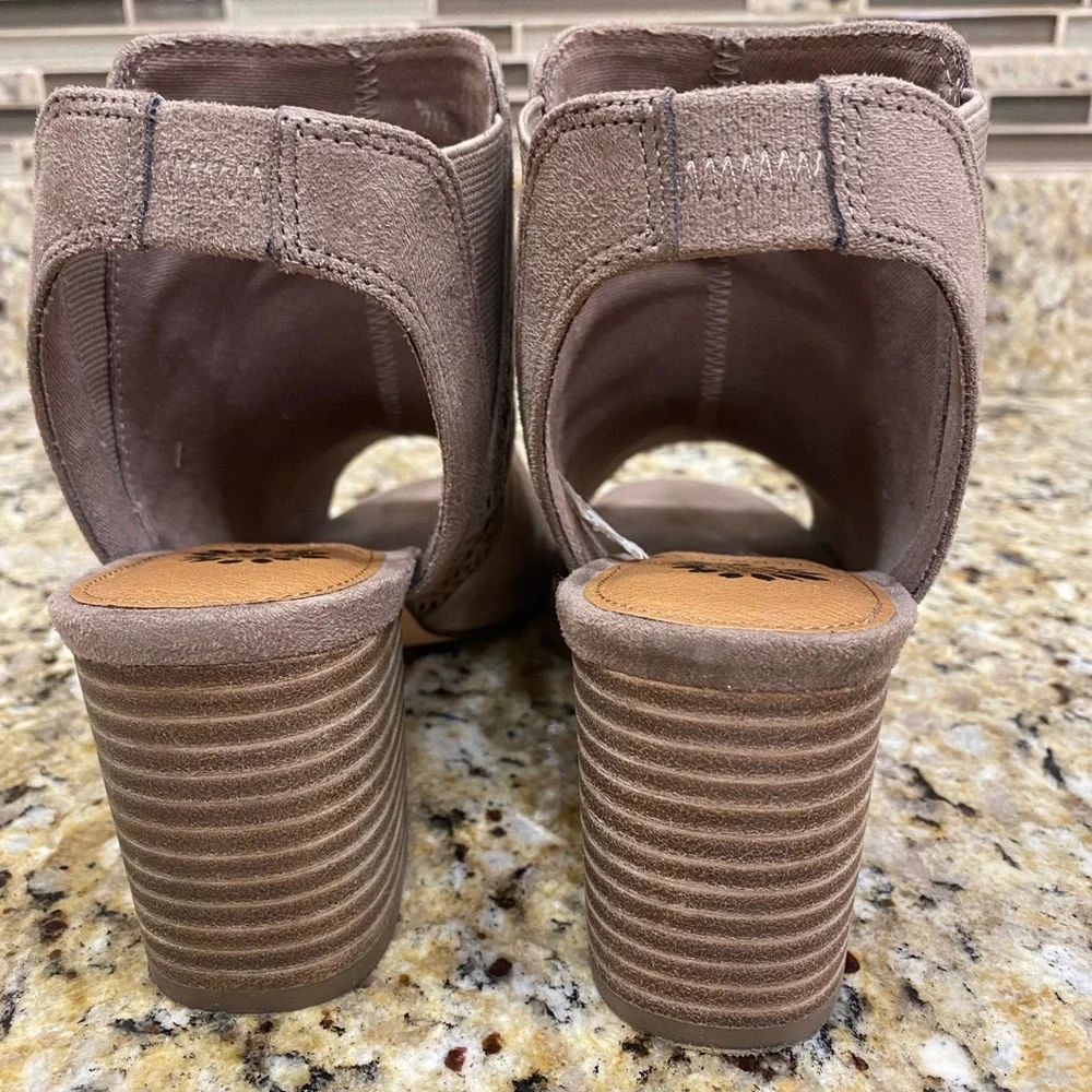 Booties - Picture 2 of 3